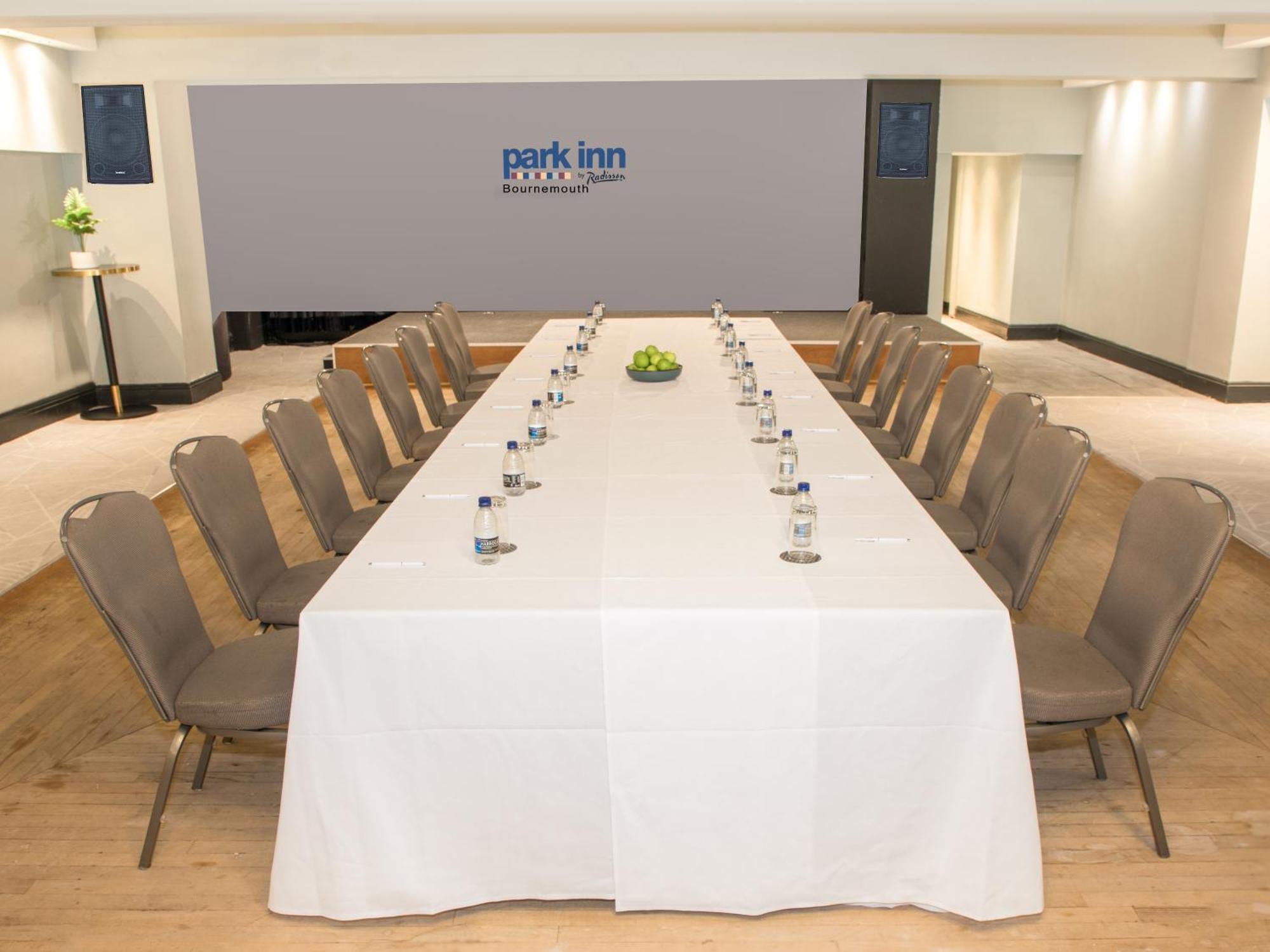 Park Inn By Radisson Борнмът Екстериор снимка